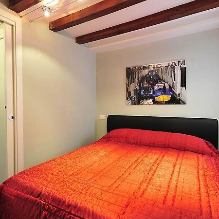 Palace La Vida Apartments By Wonderful Italy Венеция Екстериор снимка