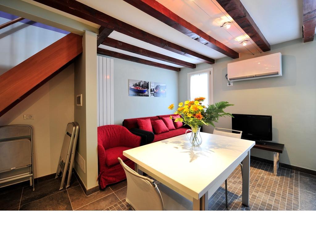 Palace La Vida Apartments By Wonderful Italy Венеция Стая снимка